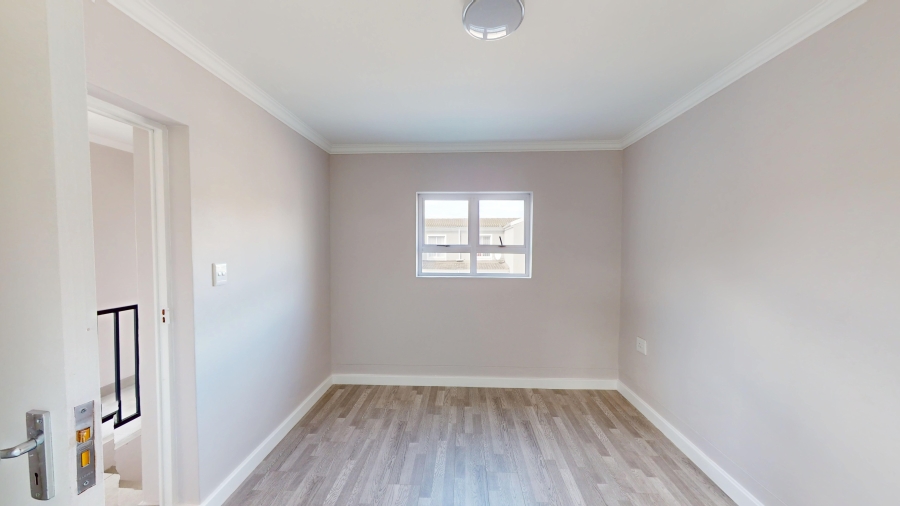 3 Bedroom Property for Sale in Hazendal Western Cape